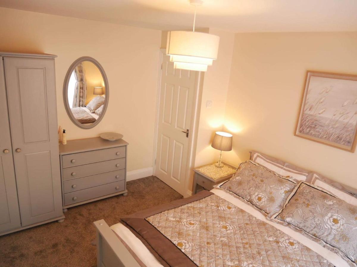Apartemen City Centre, Recently Renovated 2 Bedroom Flat York